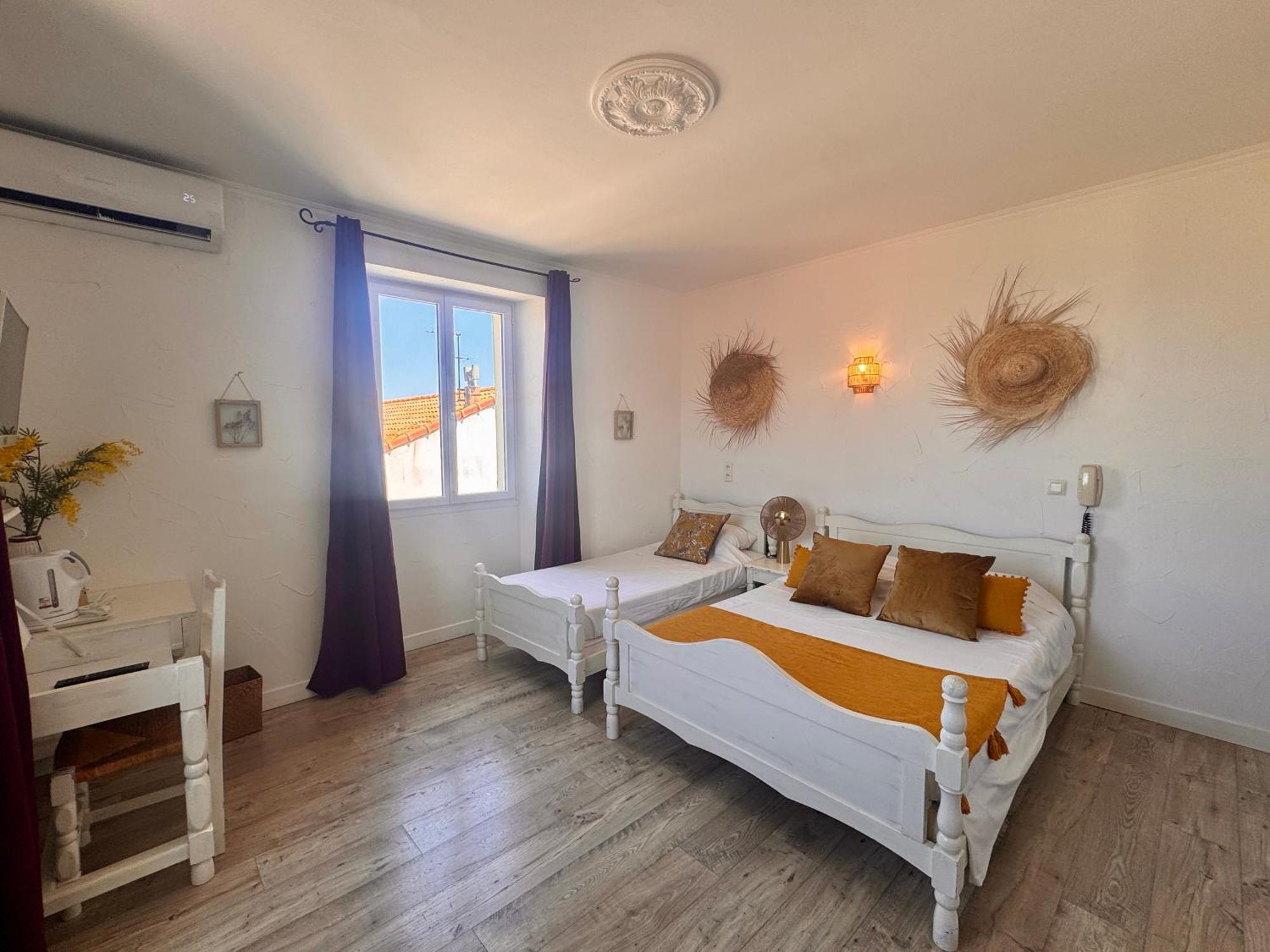 Hotel Les 3 Terrasses ساري سولينزارا المظهر الخارجي الصورة